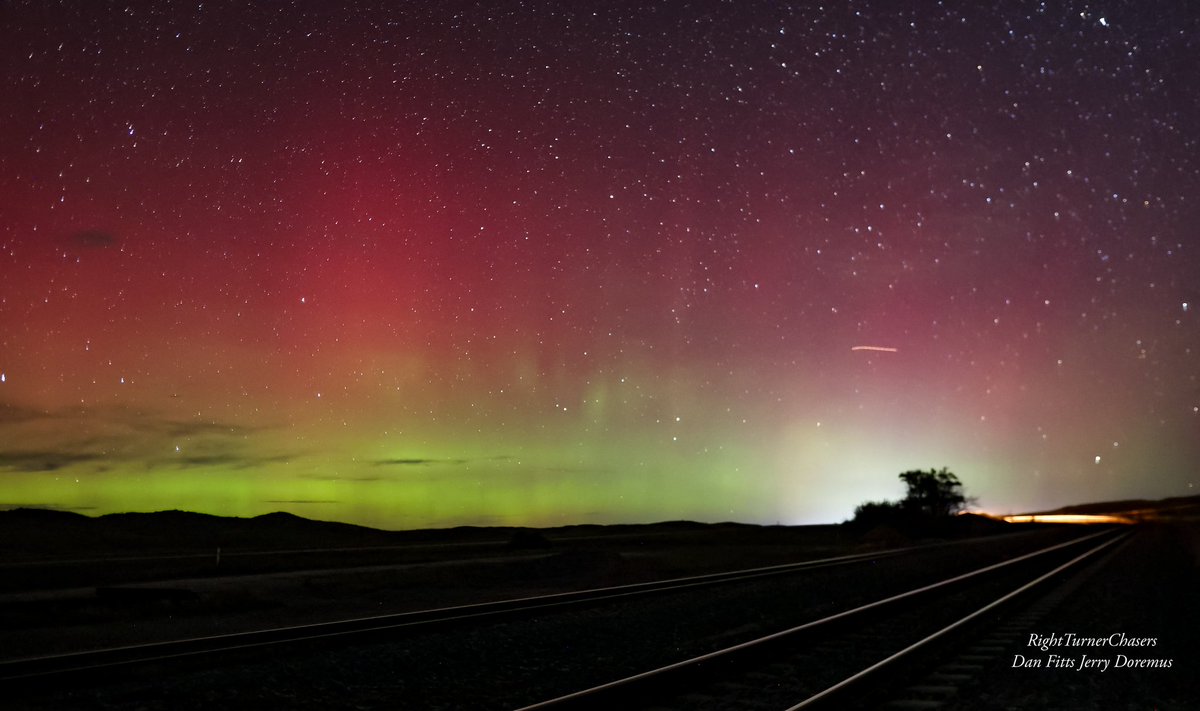 Jerry_Doremus's tweet photo. Alliance, Nebraska  checking in with some STEVE and #Auroraborealis  September 30th 2025 00:10 #aurora #northernlights @TamithaSkov https://t.co/gAWlKupsJk