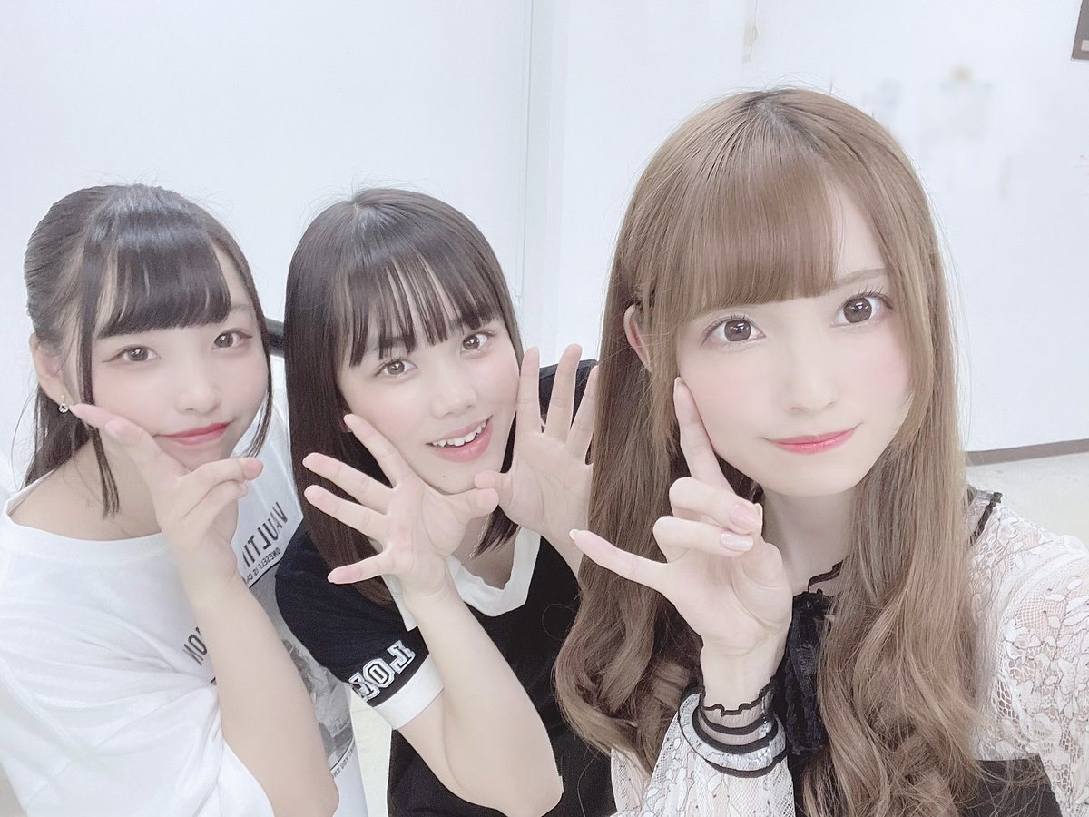 133_mi_'s tweet photo. 久しぶりにメンバーに会ったよ🥺♡ 元気で安心した📷笑 また打ち上げで話そうね〜〜📷 🤍 https://t.co/eDMtEp6sSJ