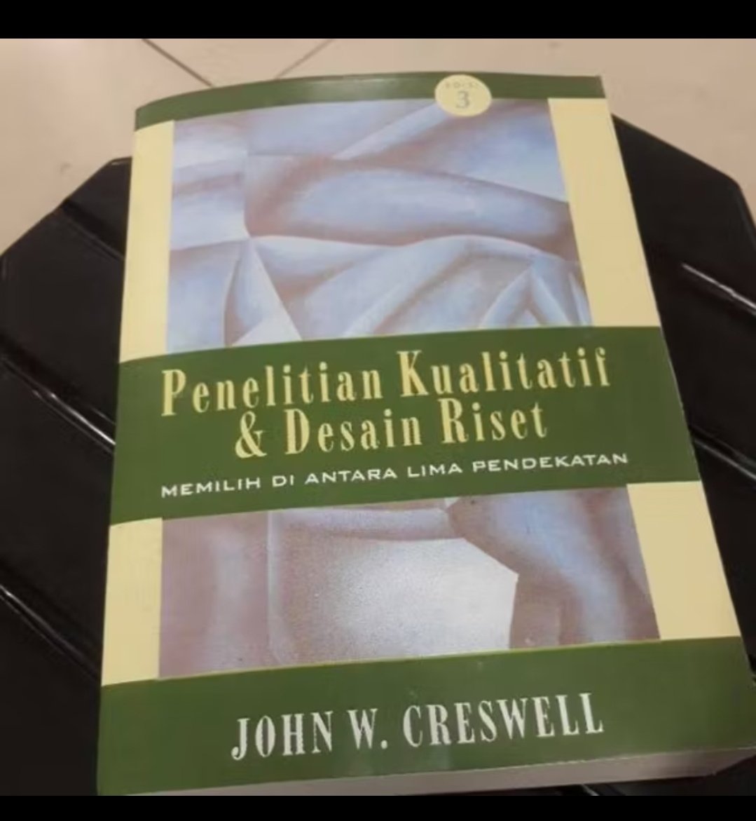 yoksi_joshi's tweet photo. Ada yg punya buku ini gak yaa 😭🙏🏻 https://t.co/SuHH9IVFKz