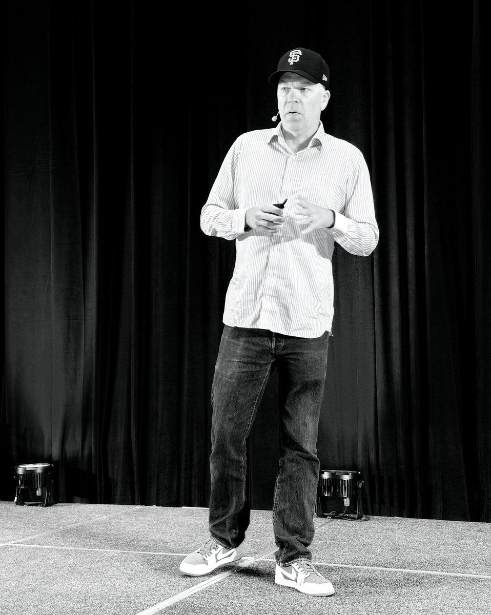 Now <a href="/einarvollset/">Einar Vollset 🇳🇴🇺🇸</a> explains what we don’t know about private equity acquisitions. <a href="/MicroConf/">MicroConf</a> #MicroConf #saas #b2bsaas