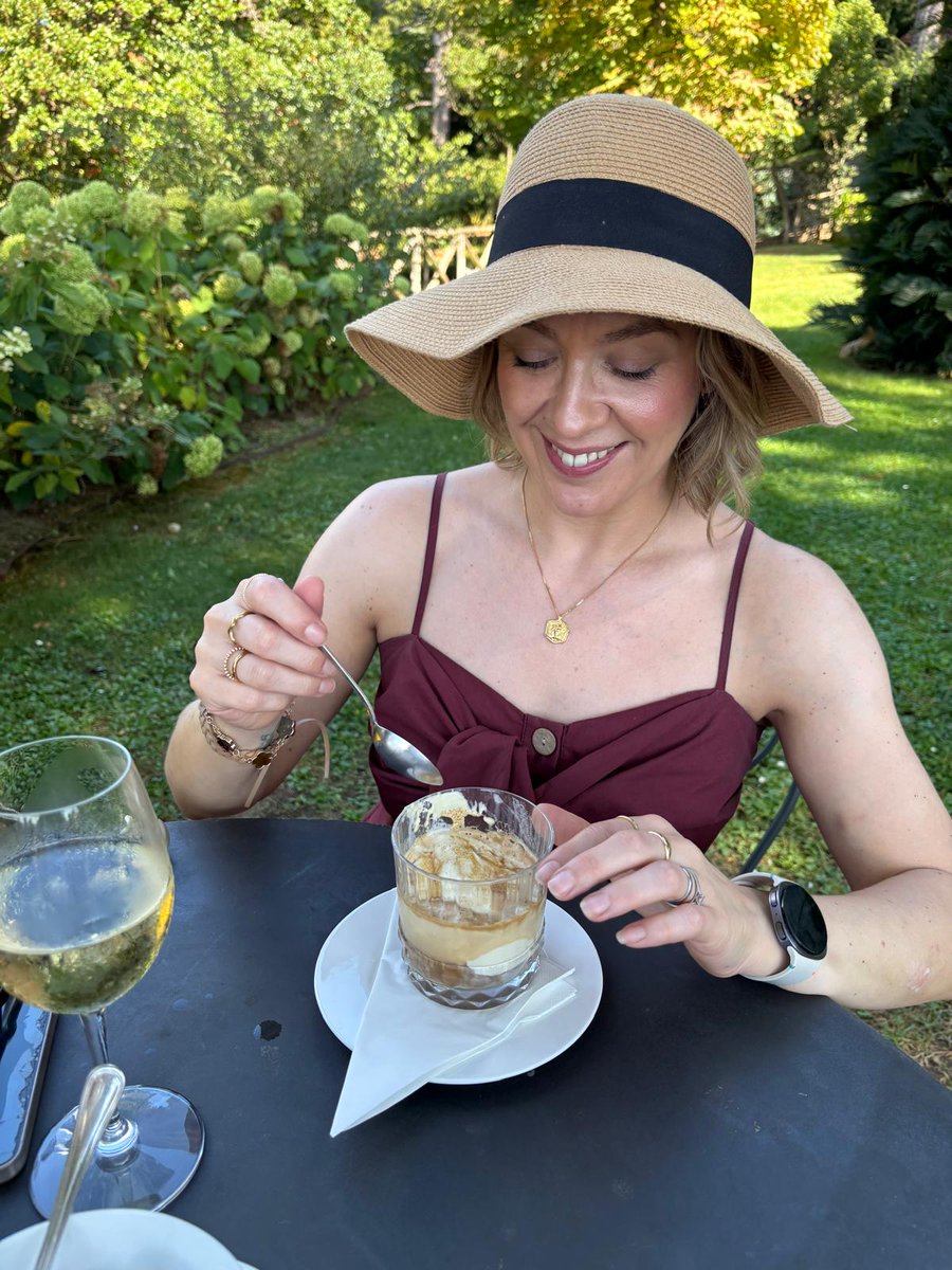 This should be how your email is finding me...#affogato #travel #amalfi #italy