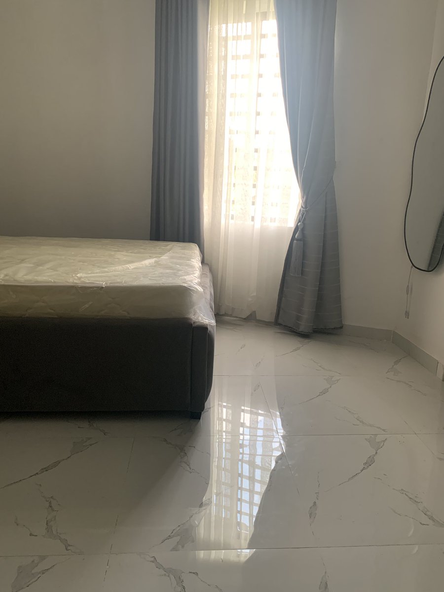 Well ya’ll be wondering why I aint still active lately?
This is why
Been fixing my new apartment and it’s exhausting😩
Some furnitures  arrived yesterday 
I’m 50% done with the apartment,  I will be back to work 100% when I’m done.

Wish me luck