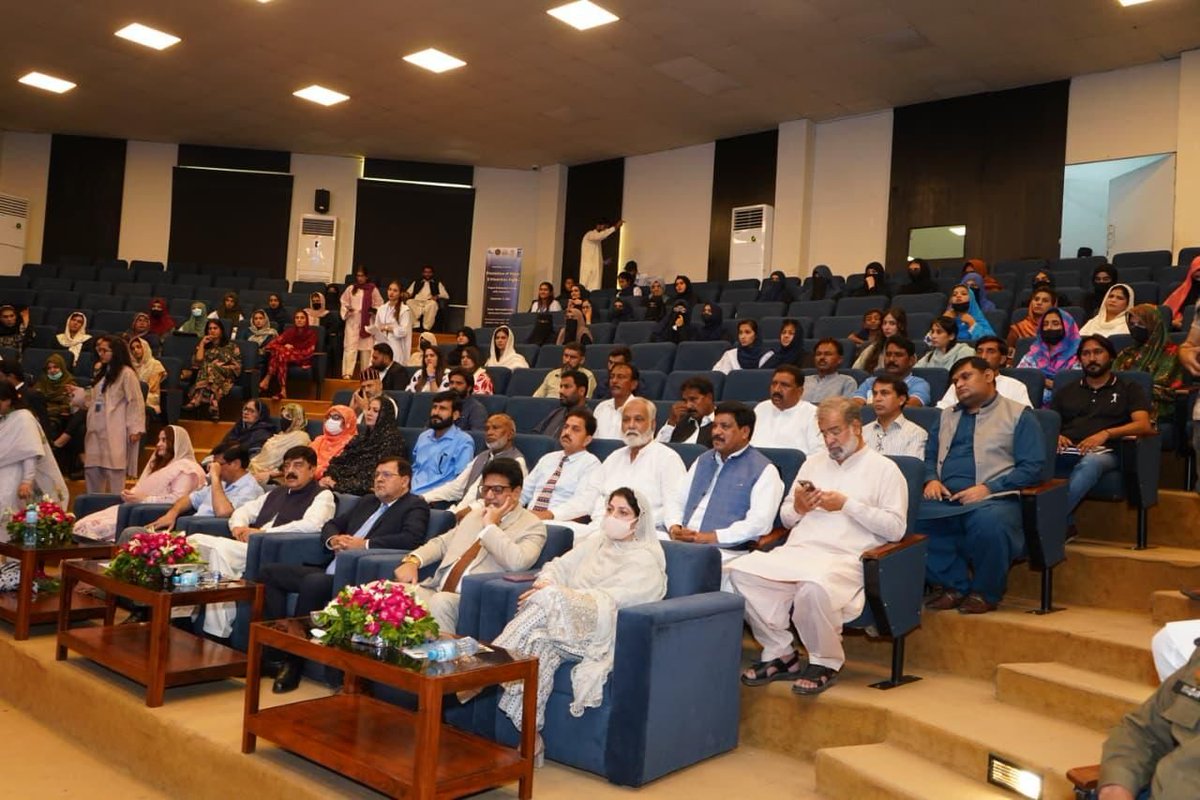 Peacemakers Network (@peacemakersnetw) on Twitter photo ✨ Member Highlight ✨
With the support of <a href="/UNDP/">UN Development</a> and the Human Rights and Minority Affairs Department of Punjab, <a href="/ydfpk1/">Youth Development Foundation</a> has launched a project focusing on peacebuilding, interfaith harmony, and the protection of minority rights by engaging community leaders, youth, women, and ✨ Member Highlight ✨
With the support of <a href="/UNDP/">UN Development</a> and the Human Rights and Minority Affairs Department of Punjab, <a href="/ydfpk1/">Youth Development Foundation</a> has launched a project focusing on peacebuilding, interfaith harmony, and the protection of minority rights by engaging community leaders, youth, women, and