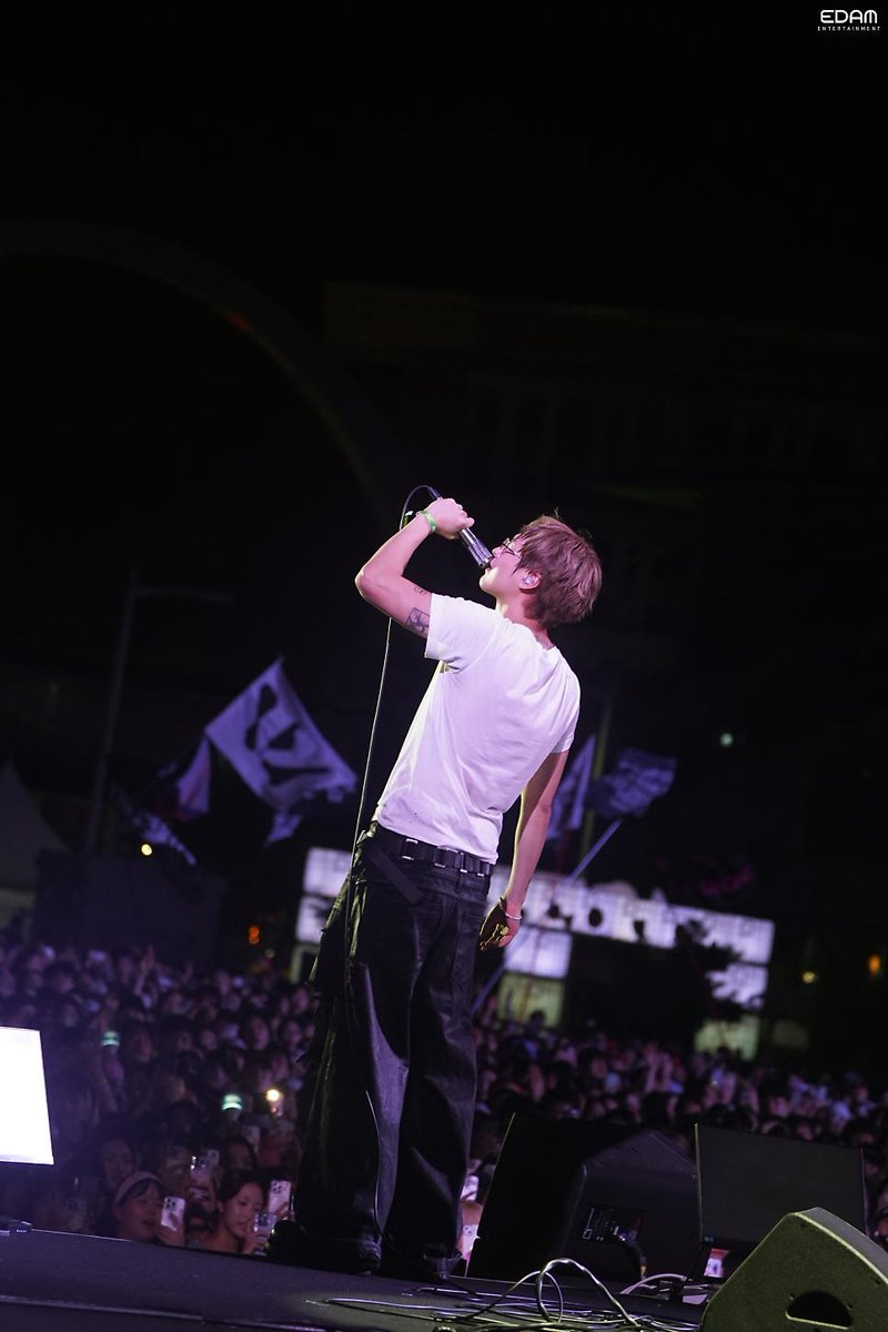 와 이거 너무 레전드 사진이다