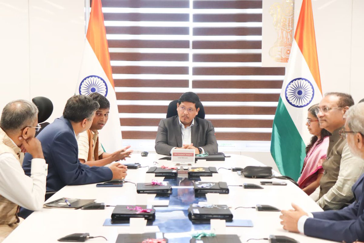 HCM <a href="/SangmaConrad/">Conrad K Sangma</a> met with the IIFCL Projects Limited (IPL) team in Shillong. 

IPL has been collaborating with the Government of Meghalaya in strengthening the State’s development agenda through strategic advisory, project management, and institutional capacity building.