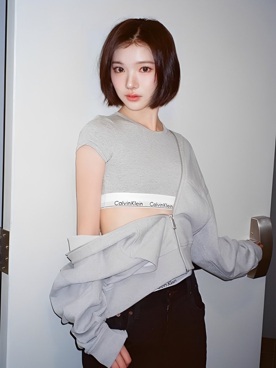 ㅤ

⚲  𝗚𝗿𝗮𝗻𝗱 𝗜𝗻𝗱𝗼𝗻𝗲𝘀𝗶𝗮, 𝗝𝗮𝗸𝗮𝗿𝘁𝗮.
    𝗦𝗲𝗽𝘁 𝟯𝟬𝘁𝗵, 𝟮𝟬𝟮𝟱    ||     2PM.

Hari ini full menghabiskan uang orang ganteng yang sedang pulang kampung. Tugas Selene dan Maarisha hanya belanja dan makan.

ㅤ