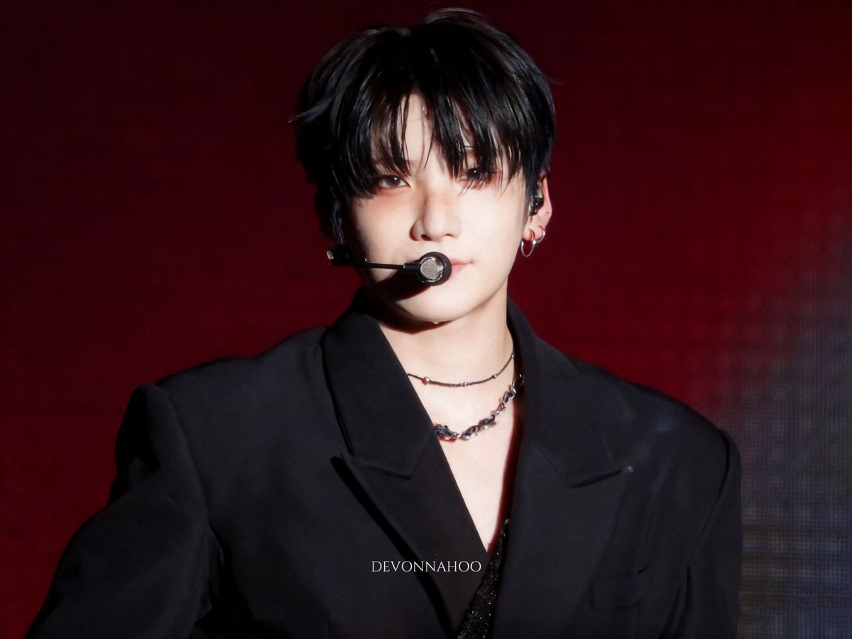 ·𖥦· tweet media