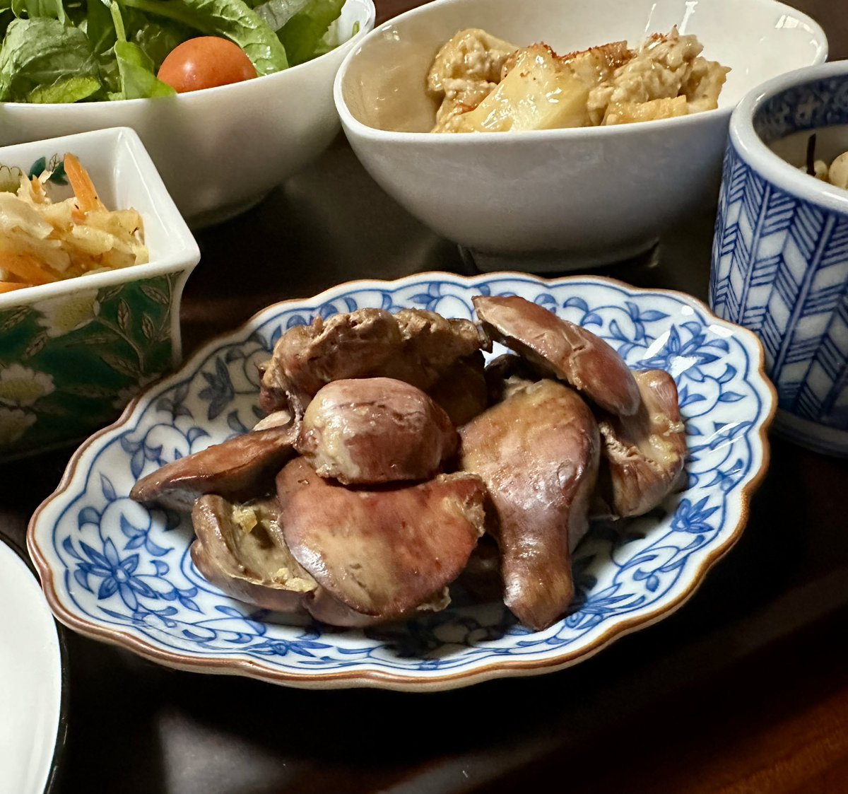 押忍！！

　こんにちは。お疲れ様でございます。

　休業日からのまいう〜っあてでルービーミーノーっ！！

　大好物の焼きレバ。

　それではいただきます。乾杯っ！！

　気合いだあゝ〜っ！！

　押忍！！