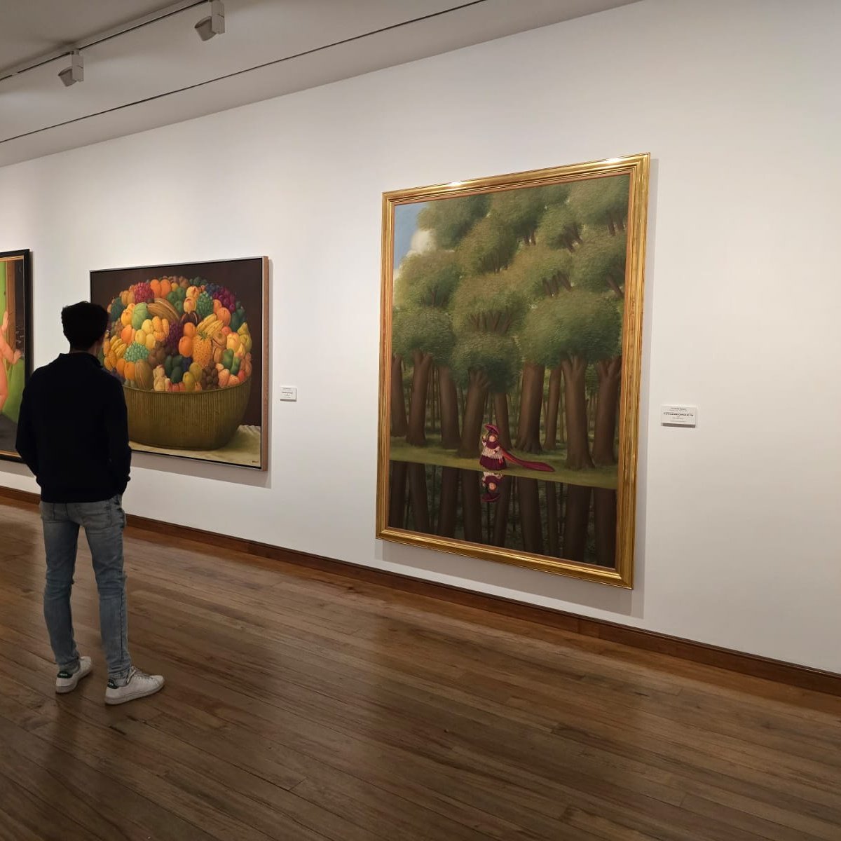Sebaxtiaannn's tweet photo. 🖼️ El Museo Botero es una de las colecciones de arte mas importantes de América Latina y un símbolo de generosidad del artista Fernando Botero. Inaugurado el 1 de noviembre de 2000

#AnalisisGeograficoUR2025 @URosario @PoliticaUR @ronalfrodriguez https://t.co/wEf0J7eFLp