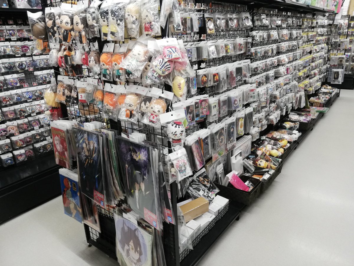 おはようございます☀ 本日も名古屋フロンティア館オープン致しました