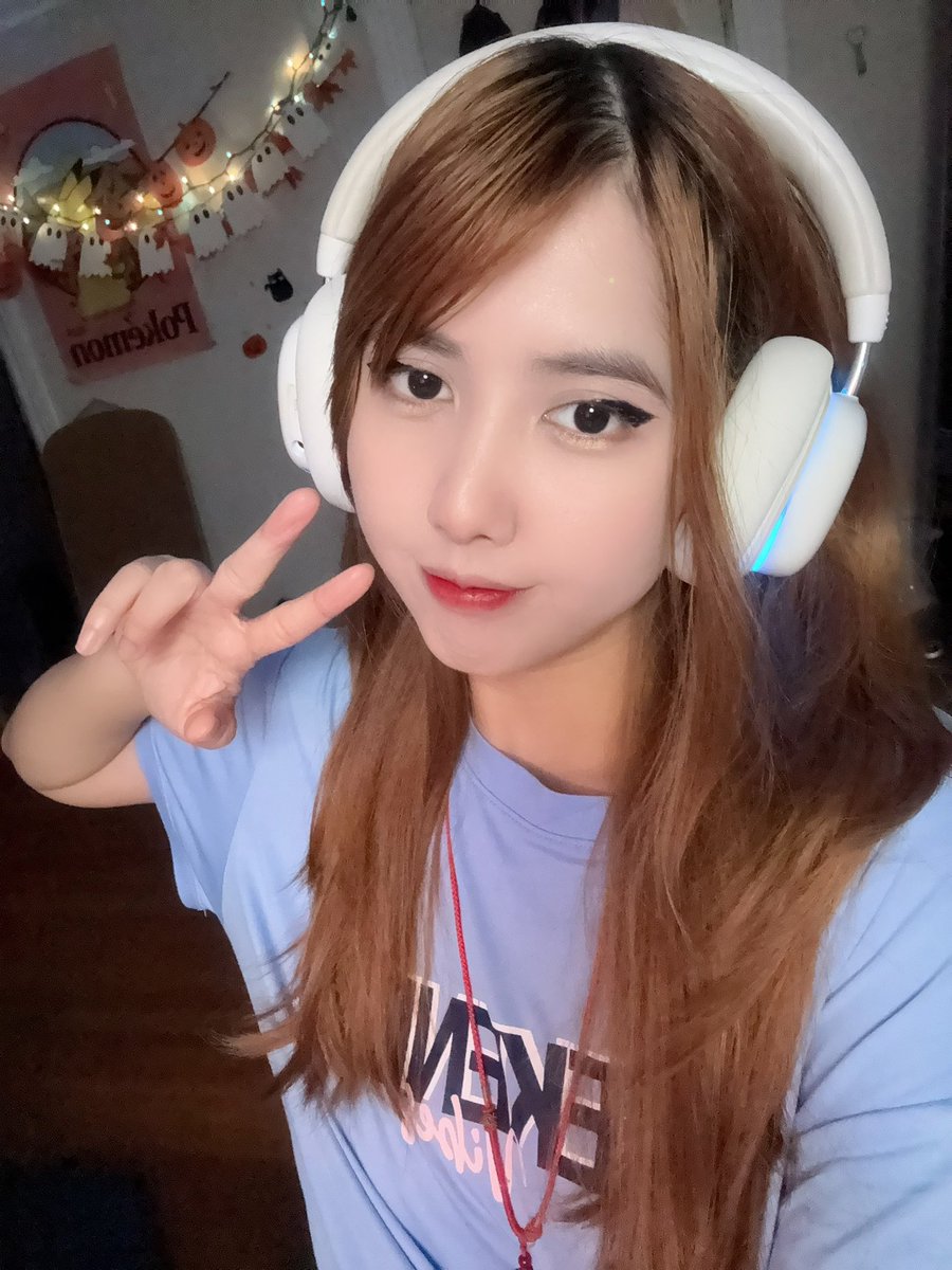 aalexlee22's tweet photo. Ya reviví después de tomarme una siesta de 5 horas por dormir solo 2 horas ayer ;-;
https://t.co/yTRXNEsLmq https://t.co/xt0UxlTR9W