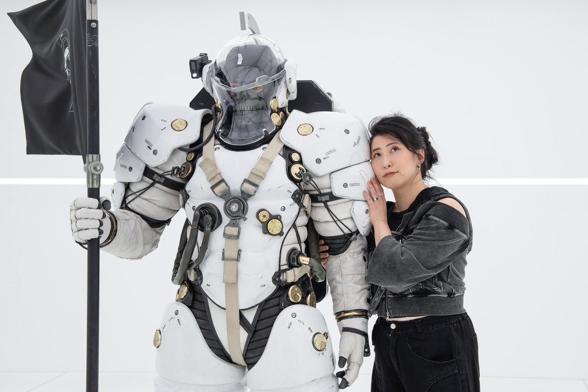 I met someone. 🤍🚀 
Thank you <a href="/KojiPro2015/">KOJIMA PRODUCTIONS</a> for inviting me to tour the studio and meet Ludens-san!
