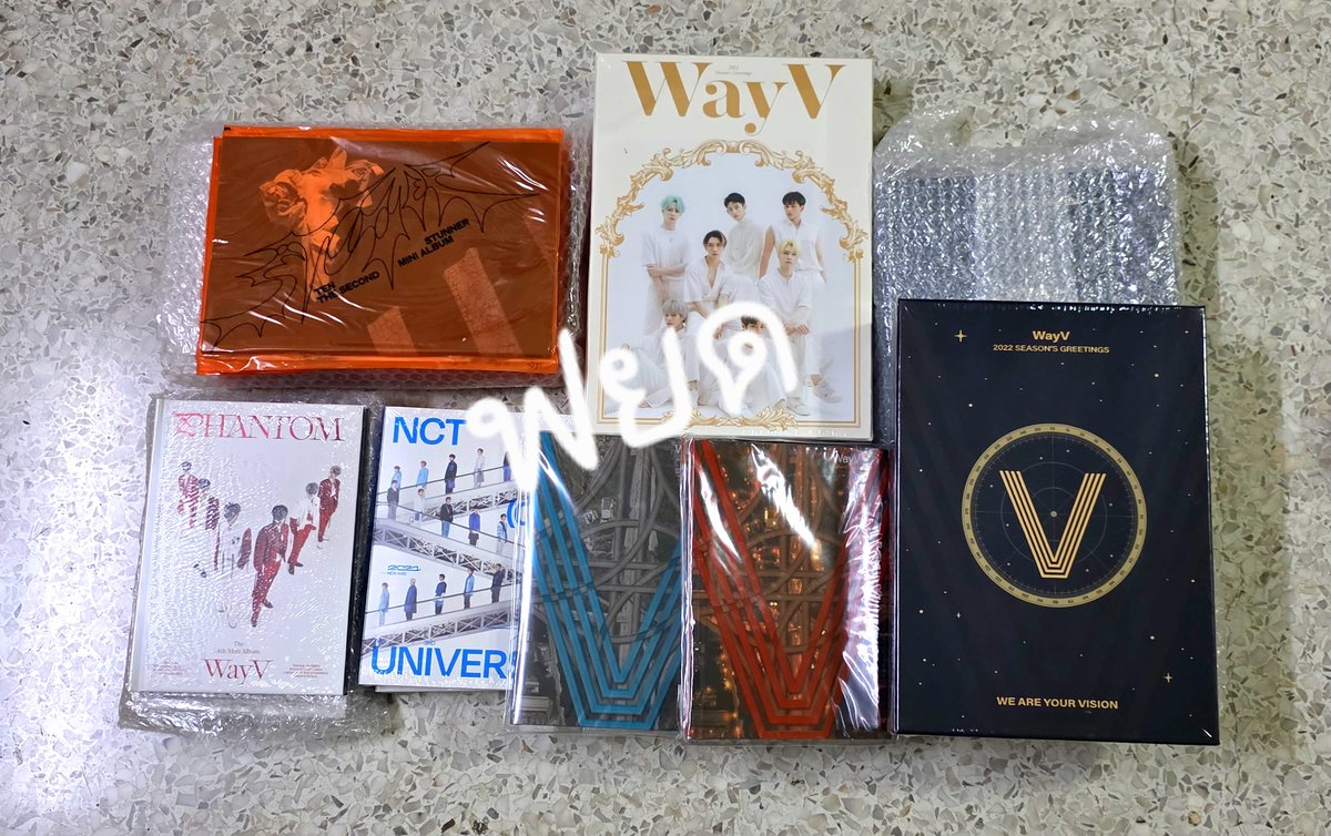 from_yourdream's tweet photo. พร้อมส่ง อัลบั้ม ไม่แกะ ของครบ อันละ 180 บาททุกชิ้นค่ะ มีเวอร์ชั่นละประมาน 4-5 บั้ม
✅️ Ten Stunner
✅️ Wayv Phantom, Awaken
✅️ Nct universe 2020
✅️ Ssgt Season greeting

สอบถามทักมาก่อนได้ค่ะ 🙆‍♀️
#ตลาดนัดnct #ตลาดนัดwayv #ตลาดนัดtenlee https://t.co/2Jqav1s35u