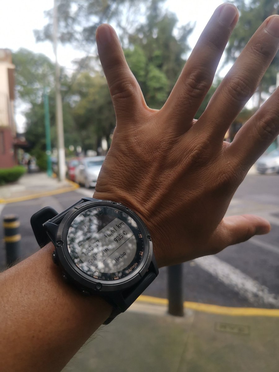 Qué bonita manera de invertir el tiempo ♥

#diariodeunGordo
#yoelegicorrer