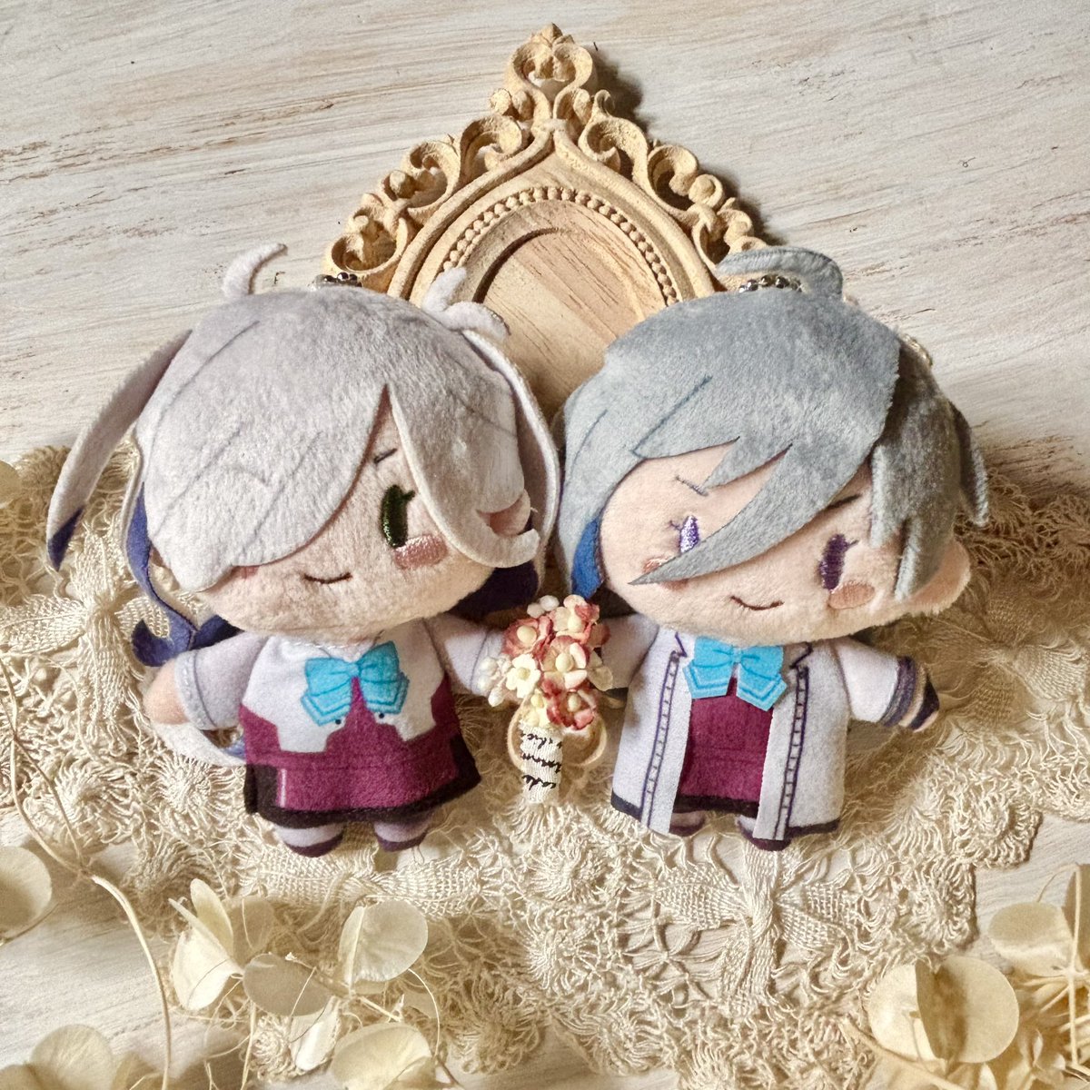 38_colis's tweet photo. あさきよペアぬい来ました
かわいいいい！！！
お花は友人がねんどろ清霜用に作ってくれたものだけどサイズ感ぴったり https://t.co/PWCilFF8U2