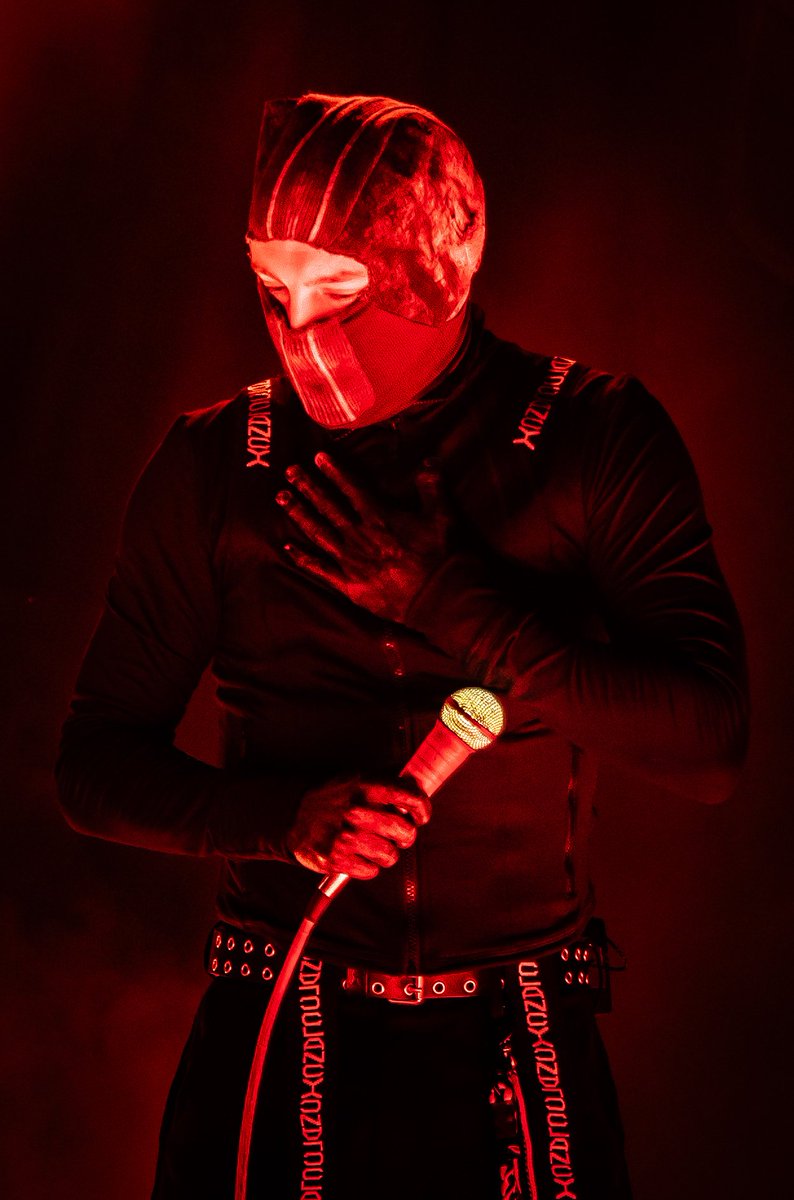 i99Radio's tweet photo. We officially the @tylerrjoseph fan page https://t.co/Q5Lq7hC9PR