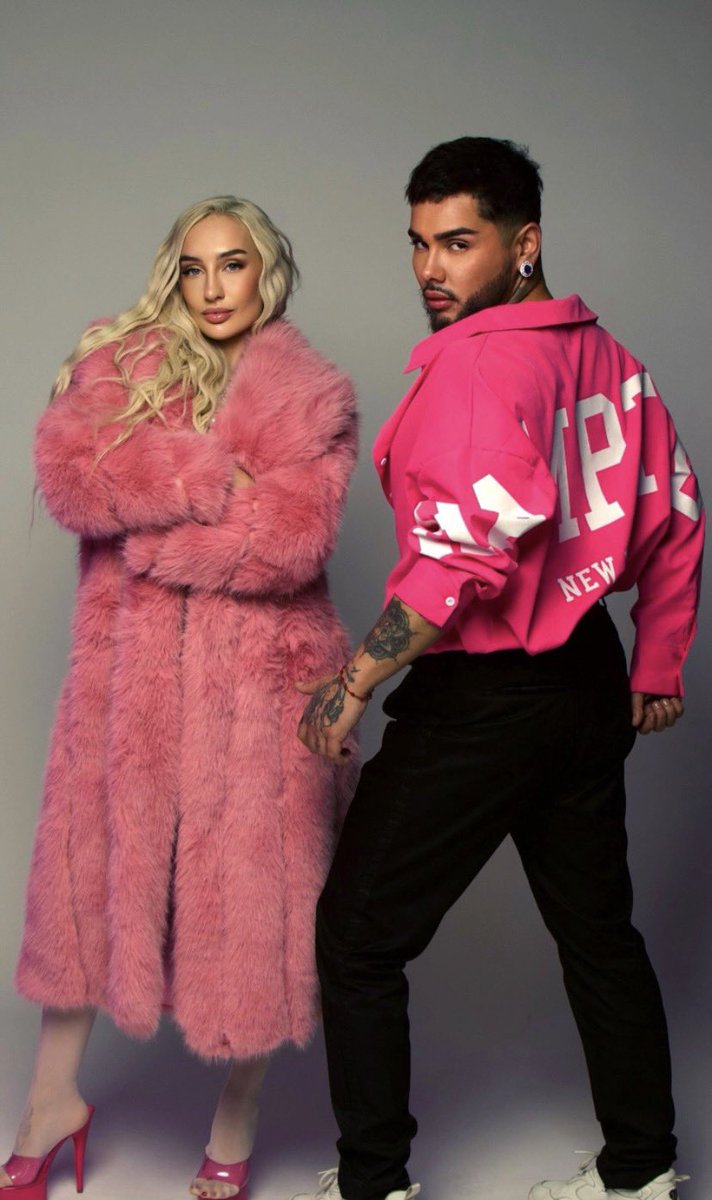 📸🚨| Fran Maira estuvo en un shooting de fotos para la revista “Shades Magazine”, que vendría saliendo a fines de octubre. 

Más info, pronto.