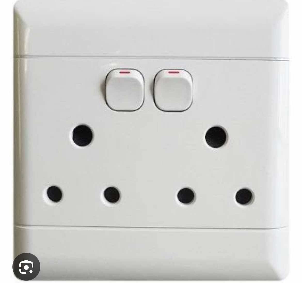 Ийм залгуур хаагуур зардаг бол? Нүх нь ийм бх албагүй л дээ. Зэрэгцсэн 2 залгуур л хайгаад бгаан.