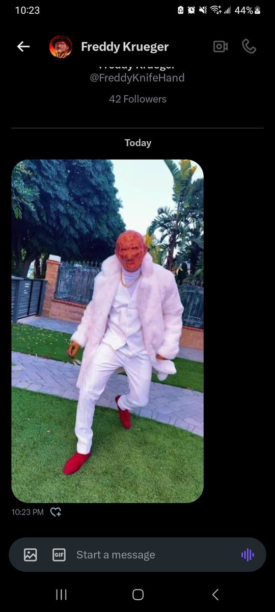 WHY IS FREDDY STILL SENDING ME MESSAGES?!

IDEK WHO THIS IS