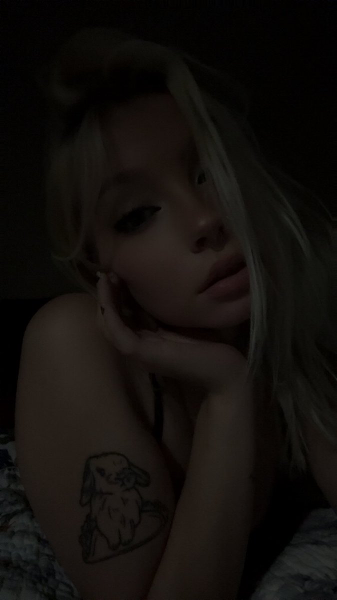 bxaaby's tweet photo. Didn’t know where else to post these https://t.co/pe3GyocXlj