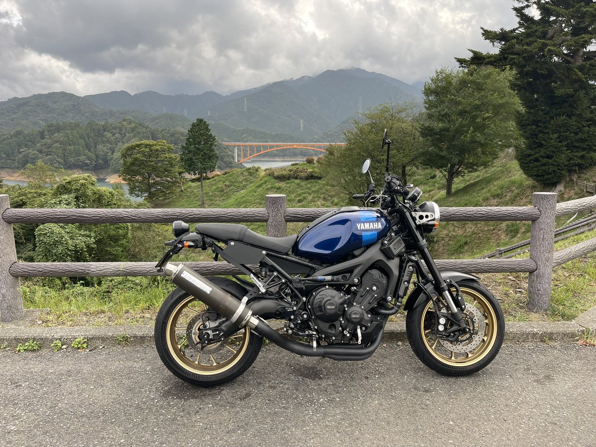 Kazページ アシトレスニーカー – BMZ公式