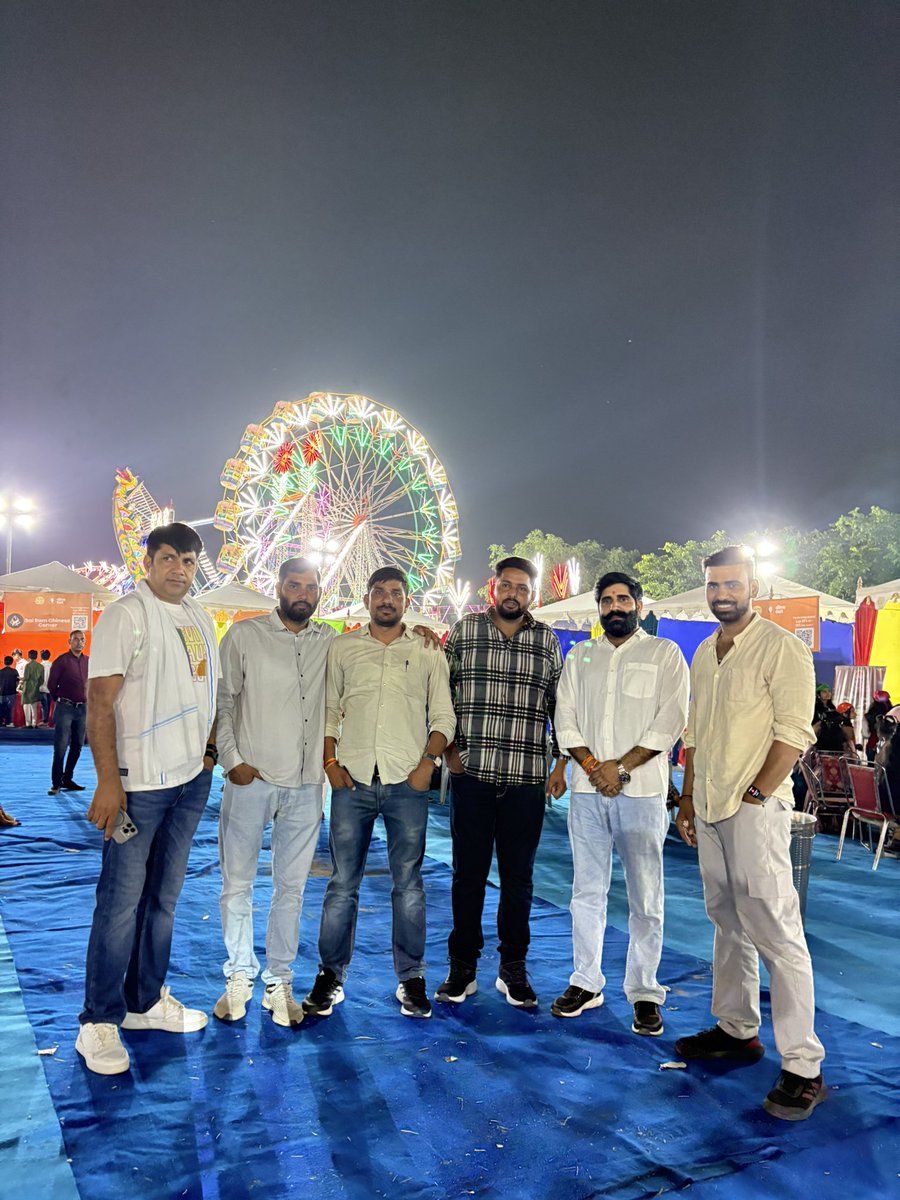 MukeshDevGurja2's tweet image. जयपुर दशहरा मेला आयोजन समिति का बहुत बहुत धन्यवाद एवं आभार इतना मान सम्मान देने के लिए