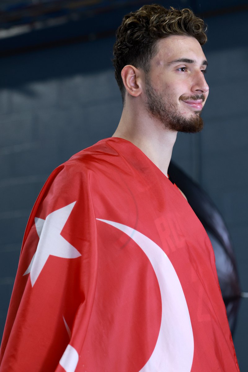 Gurur! 😍 🇹🇷

<a href="/alperennsengun/">Alperen</a>