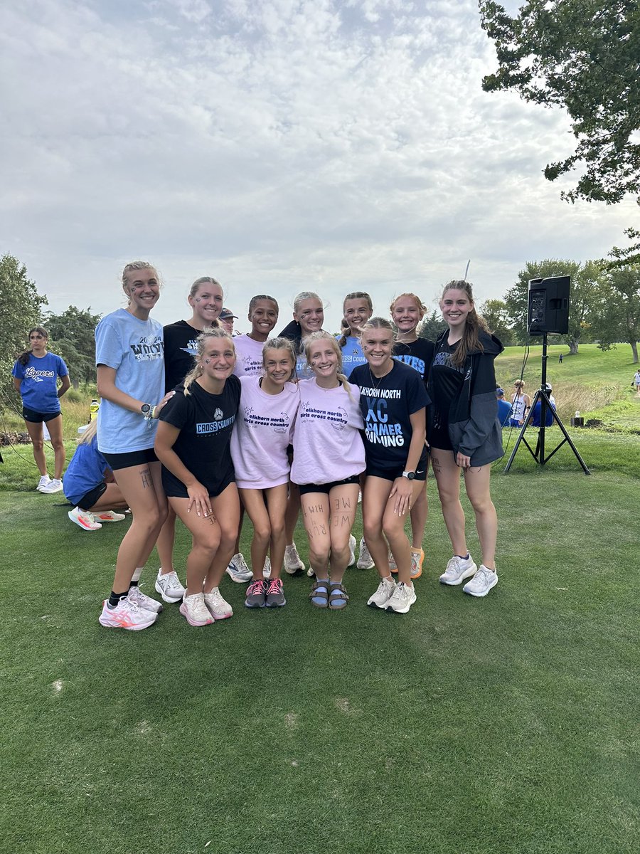 Girls finish 🥇 at UNK! 

Medalists 
Leah 🥈
Jenna 7th
Paityn 8th
Riley 19th