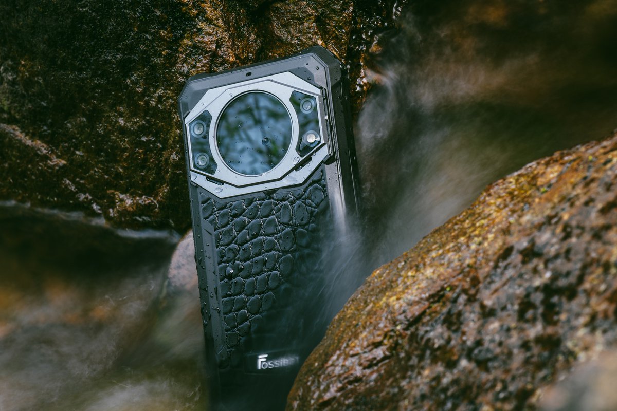 FossibotTech's tweet image. 📱✨ Style meets function!
The FOSSiBOT F101 Pro brings a leather back panel + rear sub-screen selfies for a premium feel &amp;amp; smarter shots.

🔥 Only $139.99 + 100-day free trial – risk free!

👉 Get yours now: fossibot.live/twiF101P

#F101Pro #LeatherBack #SelfieScreen