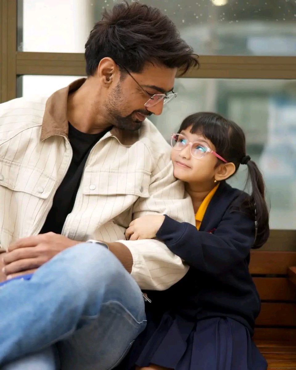 devian_1999's tweet image. প্রথমবারের মতো ‘প্রজাপতি ২’ ছবিতে Single Father এর চরিত্রে দেব।

#Projapoti2