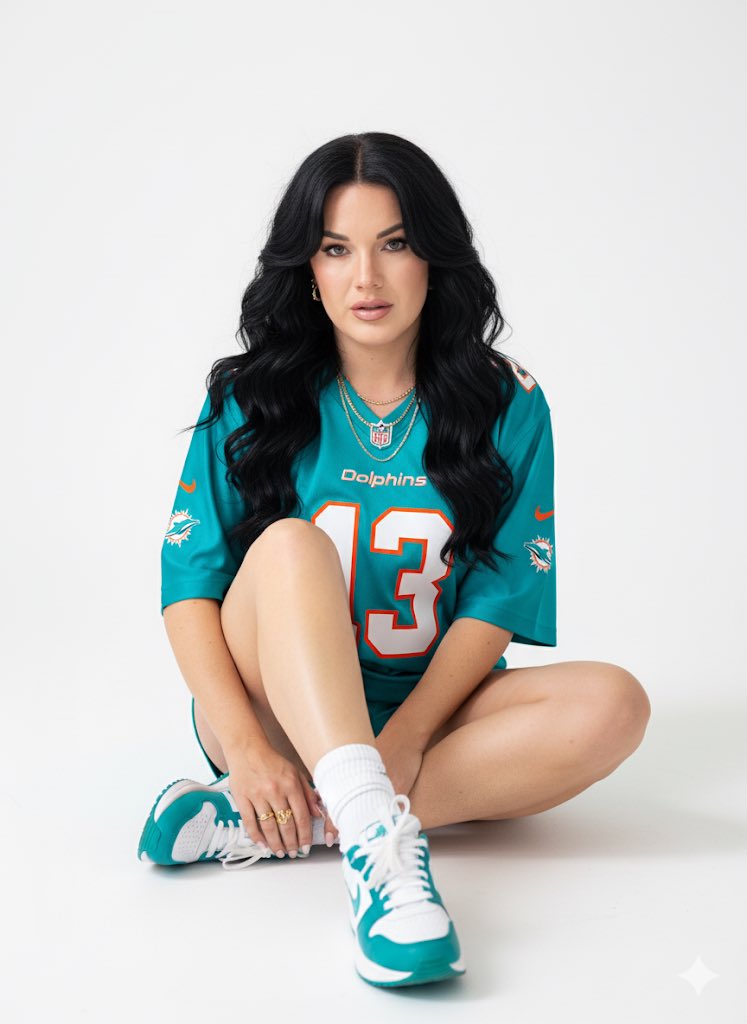 Fins up baby! #MiamiDolphins #gofins
