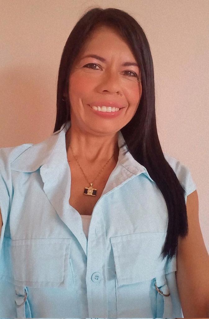 yolucecita's tweet photo. Si, mi perfil hoy amaneció con globitos y si los  cumplí muy feliz. 🎵Hay un rayo de luz
Que entró por mi ventana....mi pedazo de sol, la niña de mis ojos🎶
#LunesdeLabios💋
#MondayMotivation
 #LunesActivo #CelebrandoAndo 
#ElVeintinueveDelNoveno 
#HappyBirthday 
👄🫦 https://t.co/83rg8lZi6l