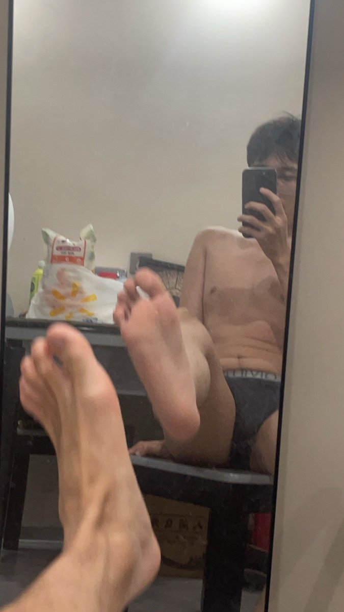 那个男的 tweet media