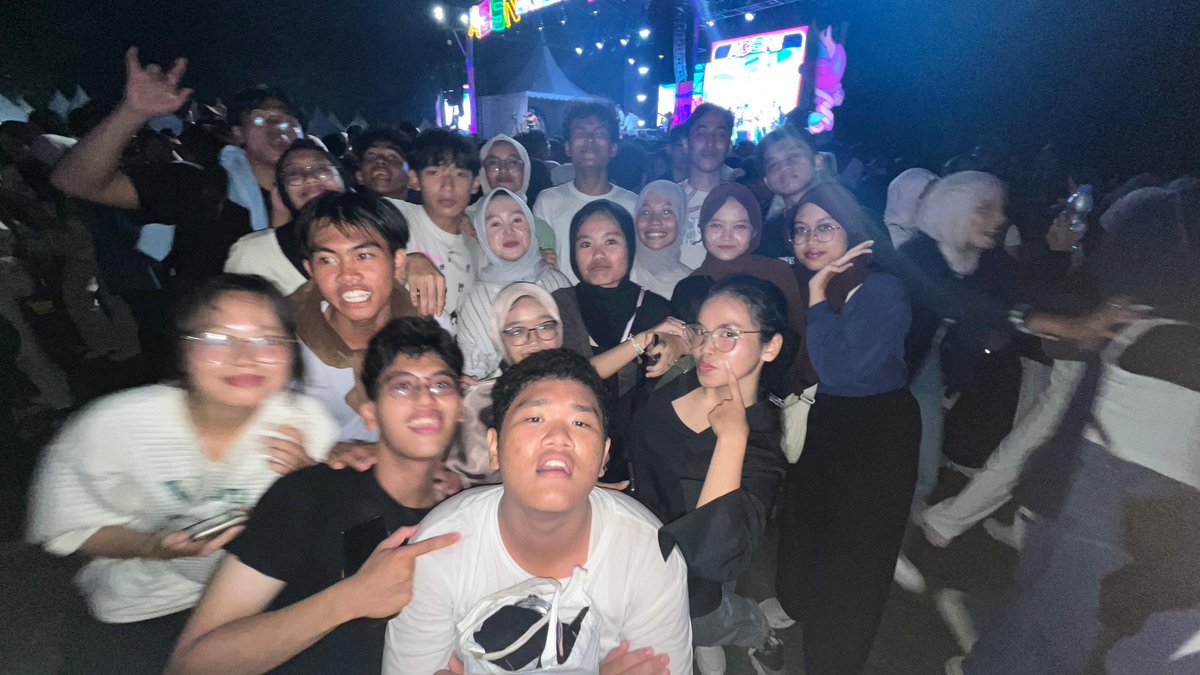 yaya :3 🐡 tweet media