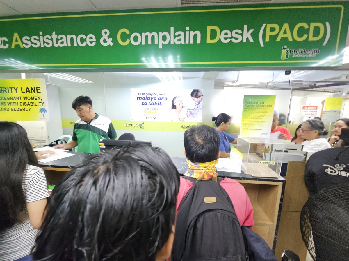 mortalez's tweet photo. @teamphilhealth - andami pong tao, 4 lang ang counter. PhilHealth Las Pinas branch. Pakigawan po ng paraan. https://t.co/vsv90o6KGh