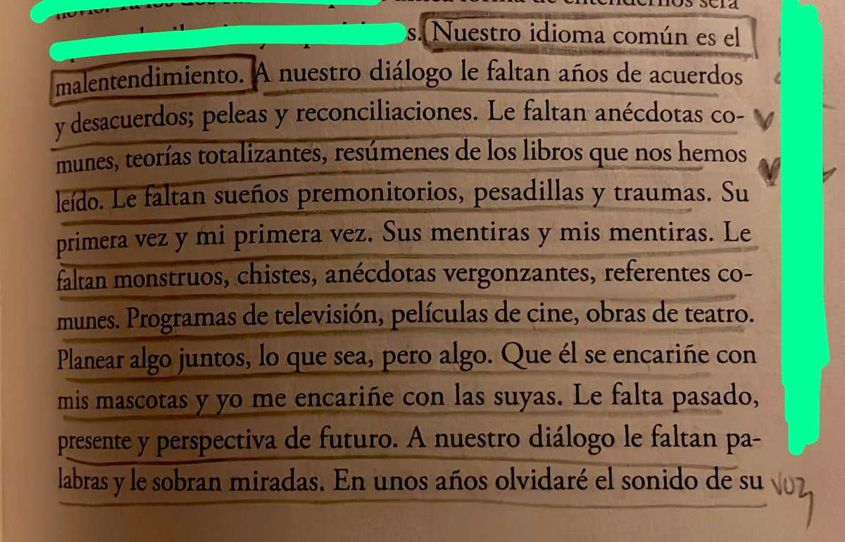 “Uno no siempre es consciente del momento en que surge la llama que desencadenará el fuego, a no ser, por supuesto, que uno sea el pirómano”… 

Este librooooo ❤️📖
