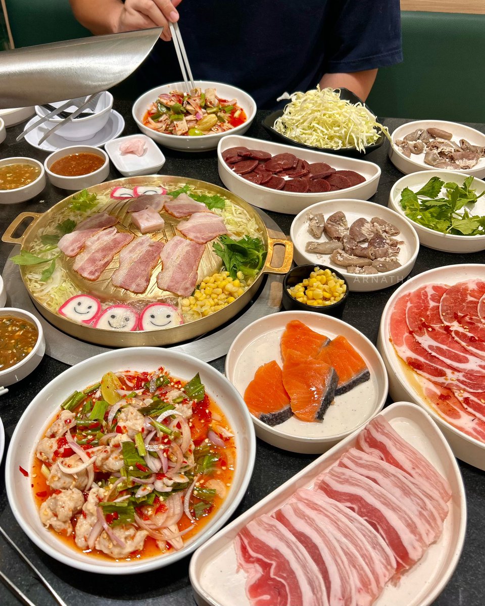 ขับรถออกไปกินตอนตี 1 ครึ่ง