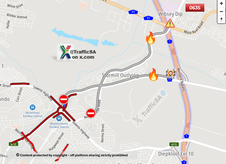 JHB - Live View:  Soweto - #Protesting and ROAD CLOSURES and congestion