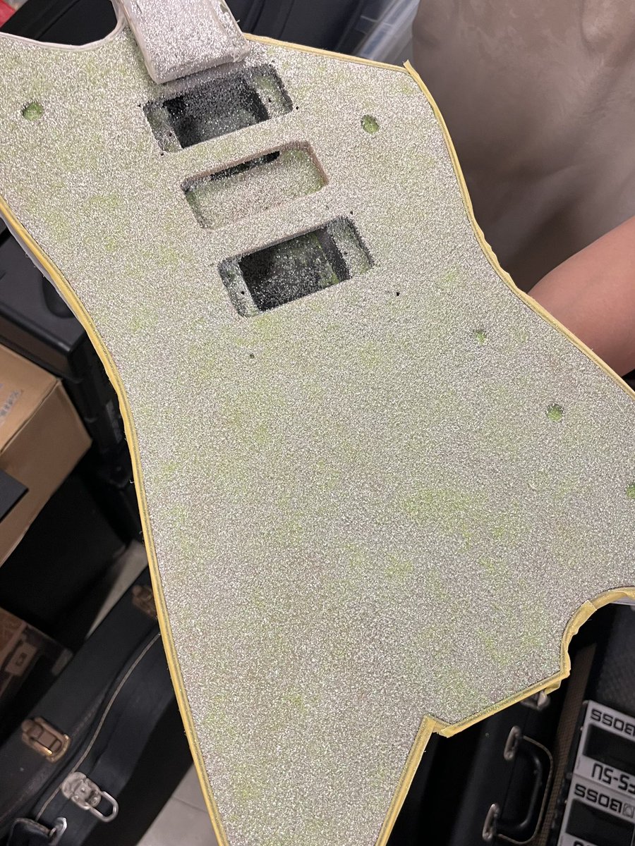 こちら少しずつ進行しております。
だんだん乗っかってきましたねフレークが。