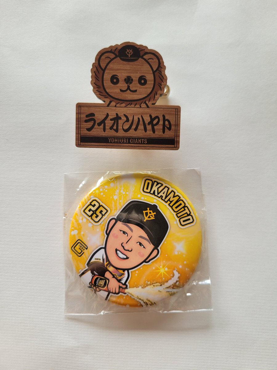 sayagiants's tweet photo. 本日9/30現地
【譲】坂本選手6、岡本選手25
【求】買い取り　

#ジャイアンツ　#ジャイアンツ交換 https://t.co/lKw9M4x4cB