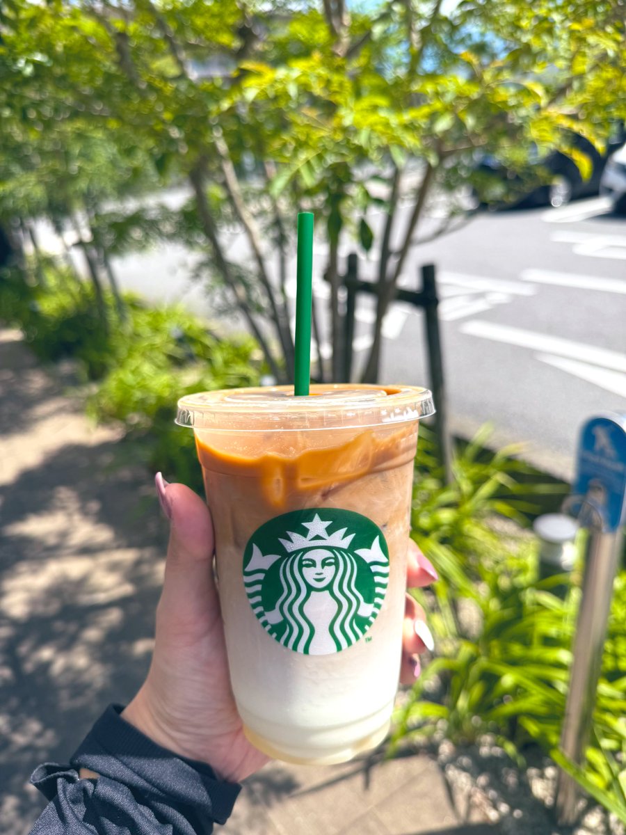9月も終わるってのにまだまだ暑い
はよ涼しくなって🥵🫠

スイートミルクコーヒー
頼んでみたけど、甘ったるい失敗した🤣