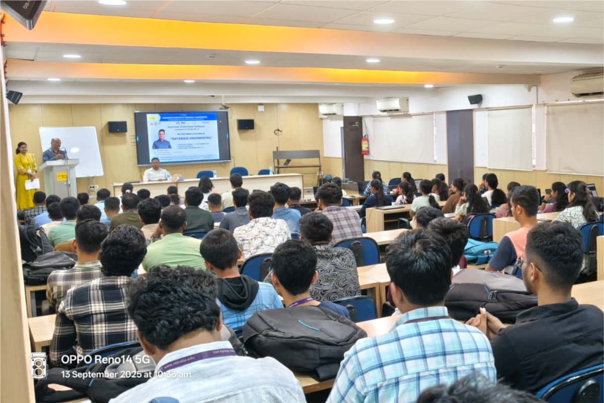 ritindia1983's tweet image. 📢 Dept. of IT, RIT hosted a Two-Day Industry Workshop on Database Engineering (13–14 Sept 2025) with Mr. Sunil Devakate, Epicacy Pvt. Ltd. 💻📊

Students gained core DB concepts, industry practices &amp;amp; interview-ready skills. 👩‍🎓✨

#RITIT #DatabaseEngineering #SkillBuilding