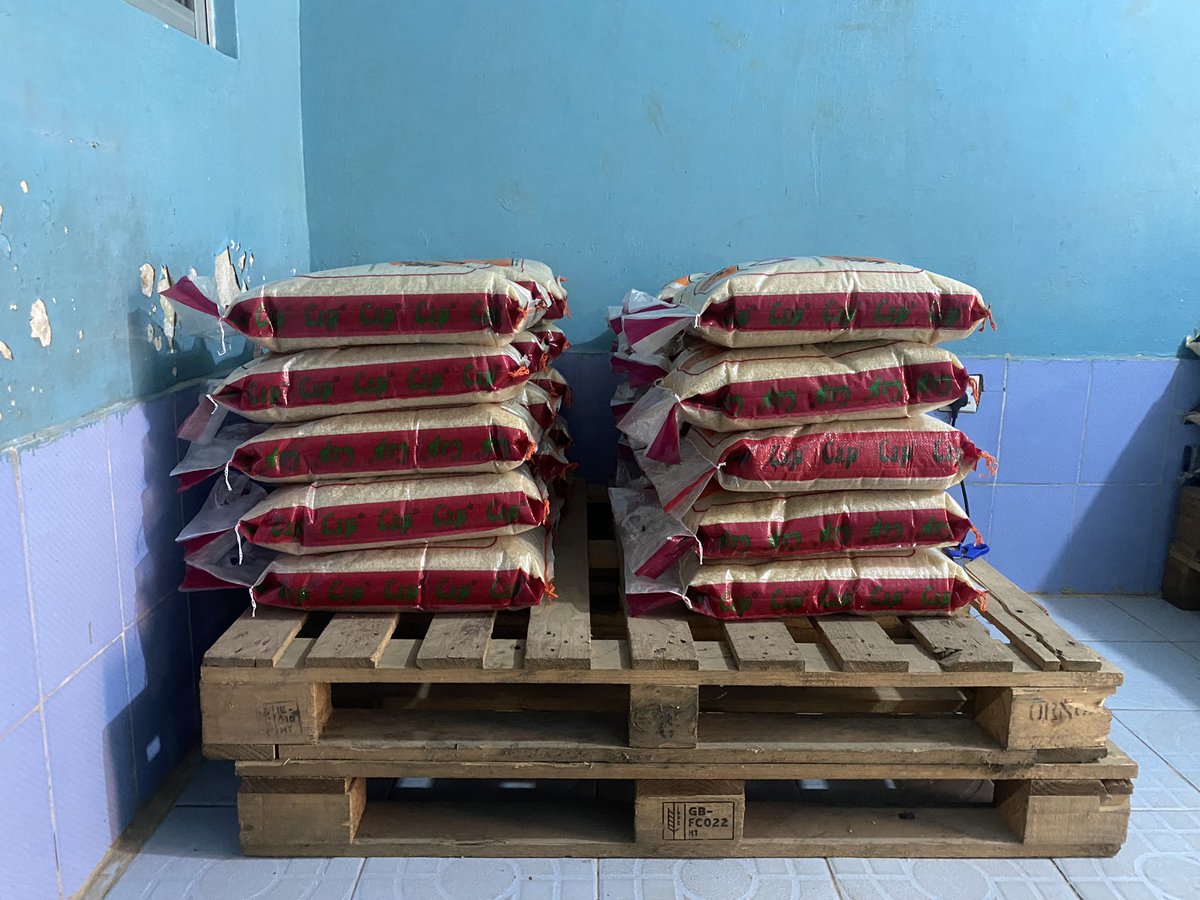 Good afternoon everyone, pls I’m still your legit foreign rice seller 

50kg= 66k
25kg= 33k
10kg= 15k 

Ogba lagos