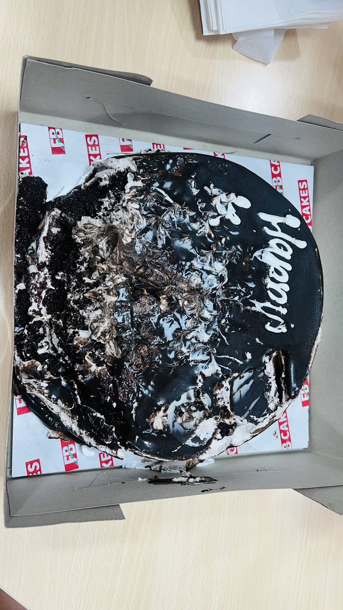 ActorRamiz's tweet photo. @zomato @zomato I received a completely damaged cake from FB Cakes (Order #7325403901). Zomato is not taking any responsibility and refusing to refund the amount. This is unacceptable. If not resolved immediately, I’ll be filing a complaint with the Consumer Court.
@zomatocare https://t.co/XpzLAMx8UH