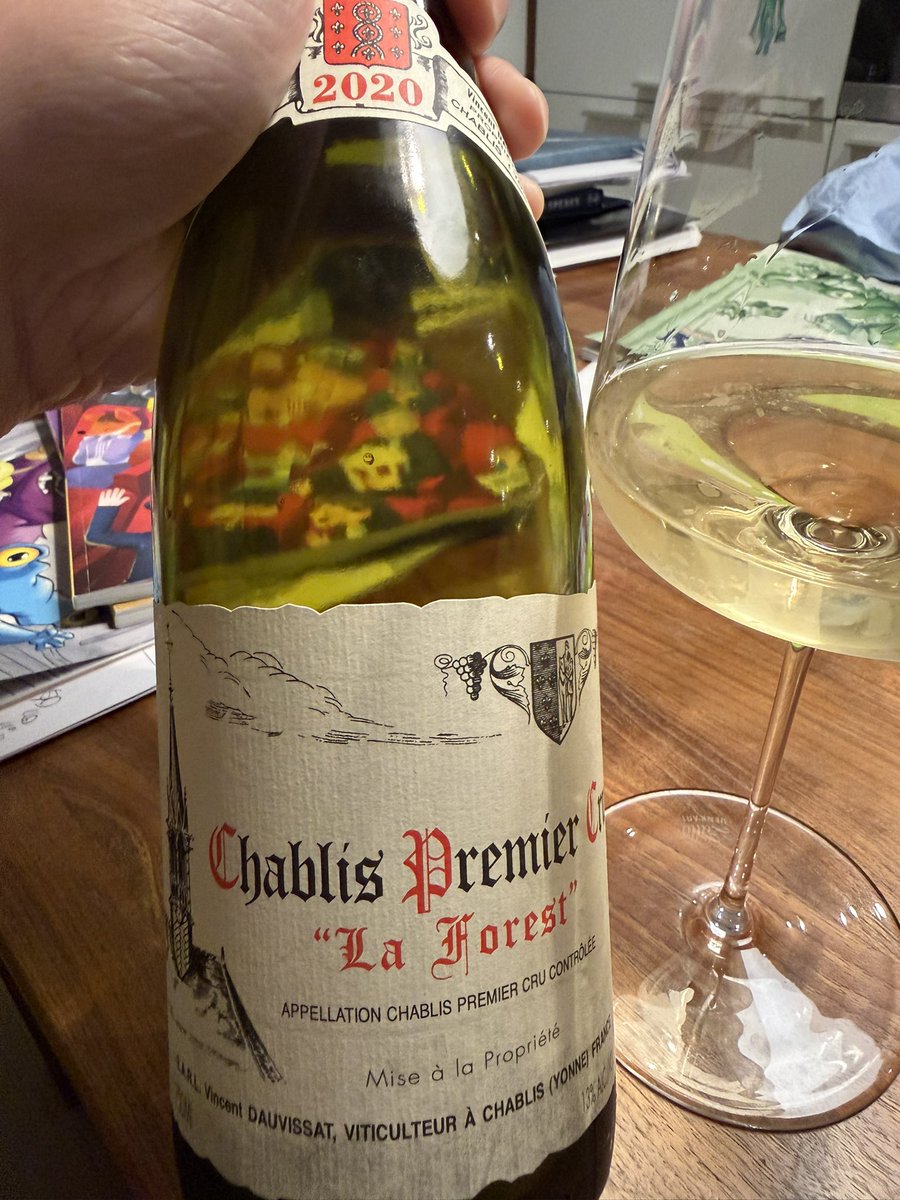 first time reaching for a chablis in years but had some ceviche and this really hit the spot... not your typical stainless steel face ripping 1er