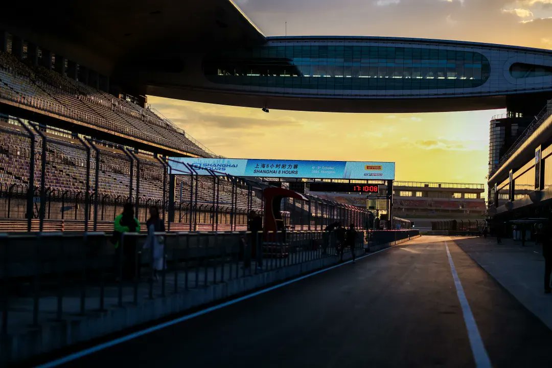 VioletDevil4's tweet photo. 📍30.09.25
🏁Shanghai 8 Hours Endurance Race 2025 ประกาศทีมและนักแข่งอย่างเป็นทางการ รถที่เข้าร่วม 29 คัน
🔰รุ่น GT3 17 คัน 📌
🔰รุ้น GT4 9 คัน
🔰รุ่น GTC 2 คัน
🔰รุ่น TCR 1 คัน
แบ่งตาม Class นักขับ
🔰Class AM 20 คัน
🔰Class PA 3 คัน 📌
🔰ไม่ระบุ 4 คัน
📌#UnoracingTeam #Wangyibo https://t.co/qhBwRQpGOj