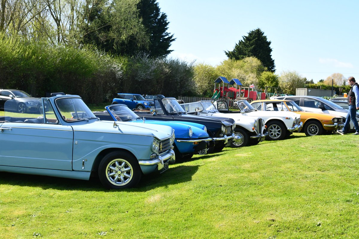 TriumphSSixClub's tweet photo. TSSC have some amazing local areas..... Check out your nearest one in the Courier or on our website https://t.co/oopSlCITuB .....
Always plenty of ideas, laughs, help and spares changing hands π
#TSSC #Triumph #Getinvolved #Localareas https://t.co/CPMOCitnQ8