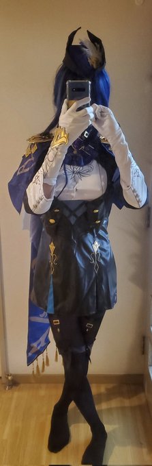 (閲覧注意)突然の実写ですが、文化祭で着ようと思ってるクロリンデのコスプレです。 