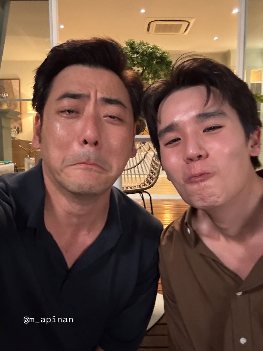 JimmyyjpHome's tweet image. ทัพฟ้ากับคุณพ่อ 😁

#MyMagicProphecyFinalEP