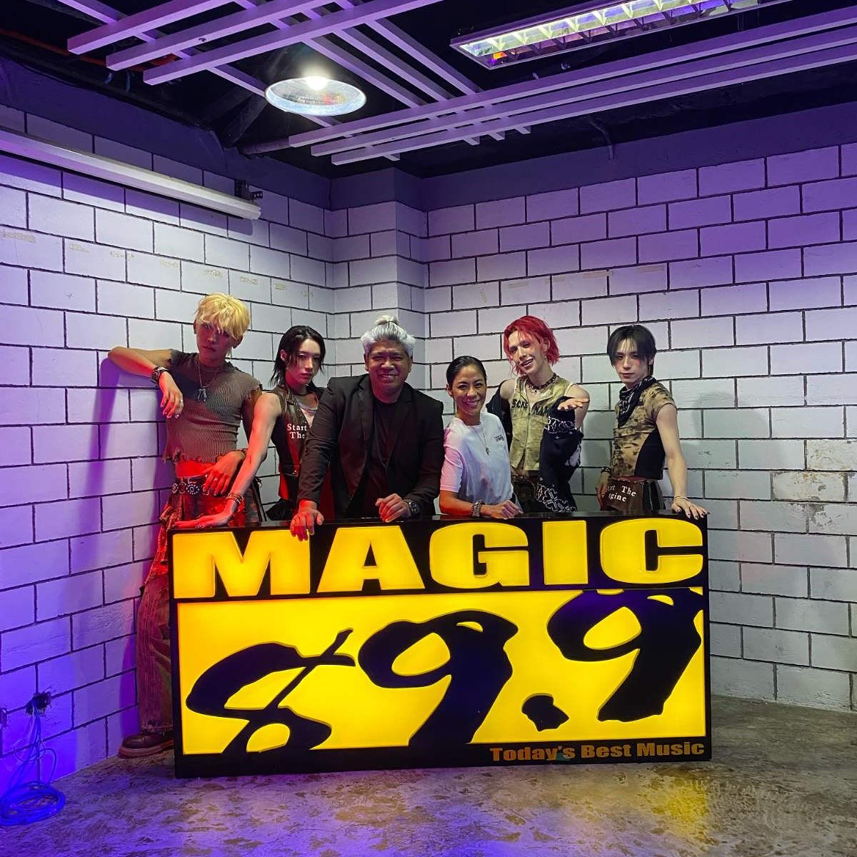sst_blingbling's tweet image. 2025.9.29❤️‍🔥 #XLOV - magic899, on Pets in the City

#Magic899 #PetsInTheCity 
#XLOVinManila
#XLOV1stMallTourPH 
#XLOV #엑스러브

🔗 instagram.com/p/DPNd9a6Dx6N/…